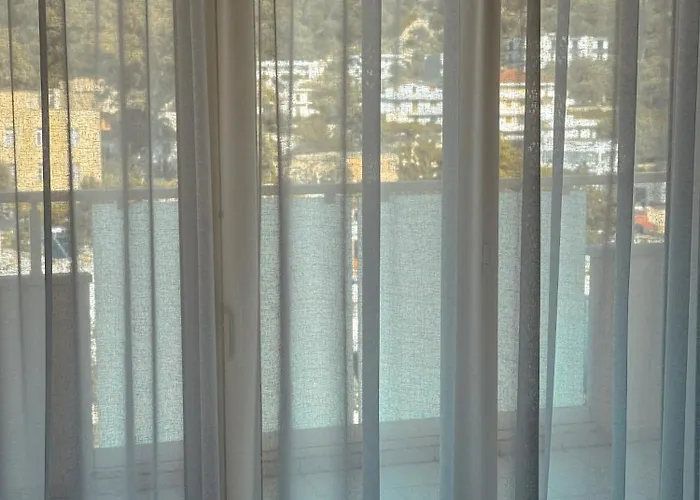 Maxi Hotel Wlora