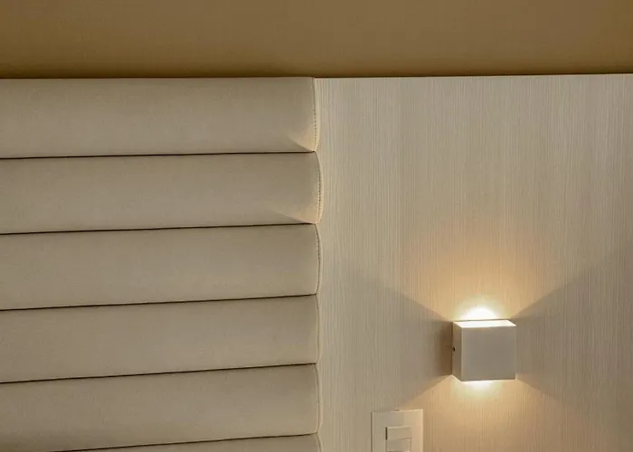 Maxi מלון Vlorë